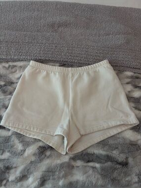 Aritzia Cozy Sweatfleece Perfect Hi-Rise Mini Short